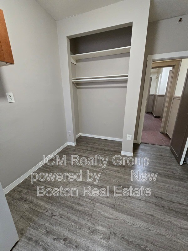 Building Photo - 191 Green St