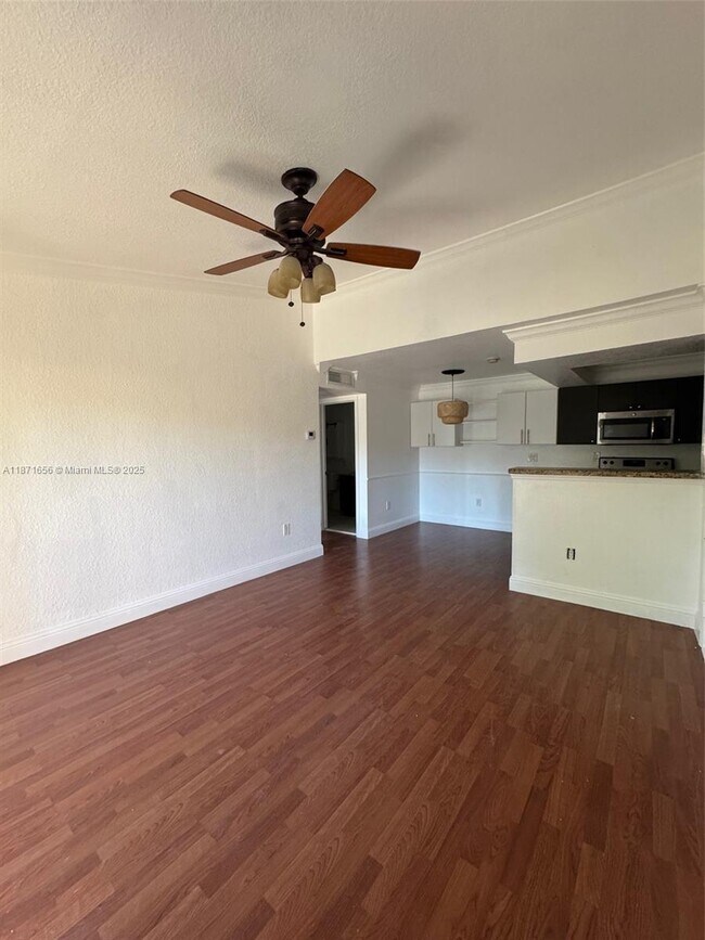 Building Photo - 15560 SW 106th Ln