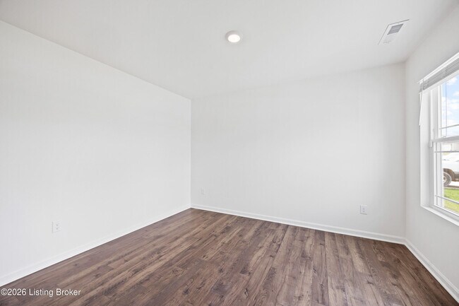 Building Photo - 284 Zelcova Dr