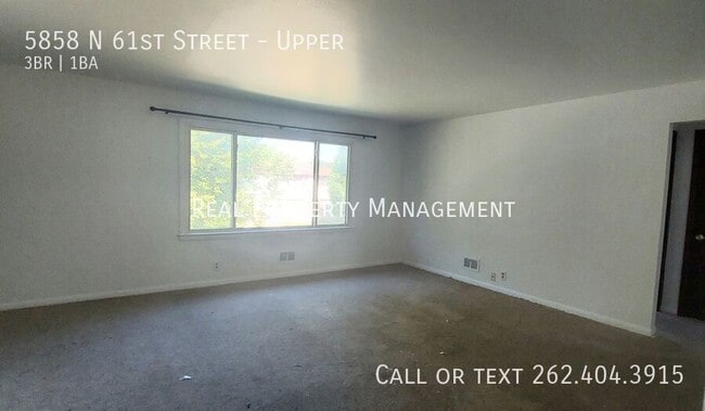 Building Photo - 5858 N 61st St