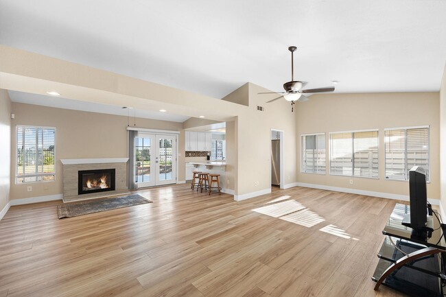 Building Photo - Updated 3-Bedroom Home with Modern Upgrade...
