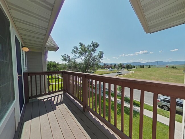 Building Photo - 3505D Fallon Dr