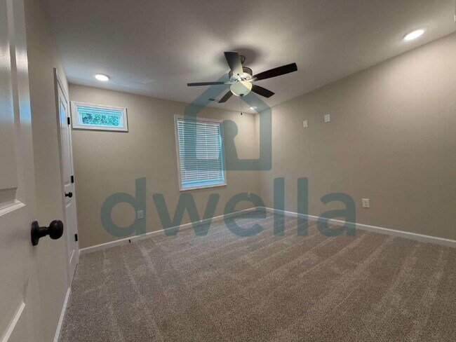 Building Photo - NEW CONSTRUCTION | 2-BEDROOM TOWNHOME | HISTORIC HAYMOUNT Modern Comfort Meets Historic Fayettevi...