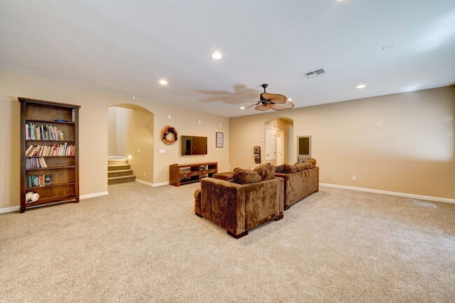 Building Photo - 4221 S Danyell Dr