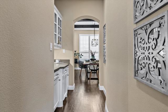 Building Photo - 3480 Newport Dr