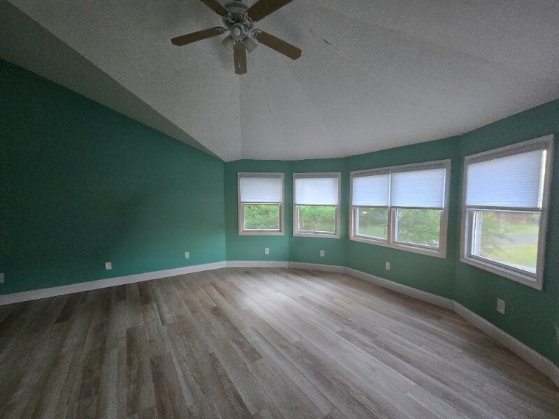 Building Photo - 806 Bennett Rd