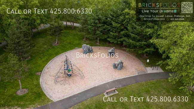 Building Photo - Luxury Corner-Lot Home in Redmond Ridge Ea...