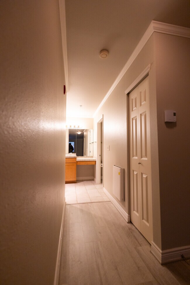 Building Photo - 17438 Bothell Way NE