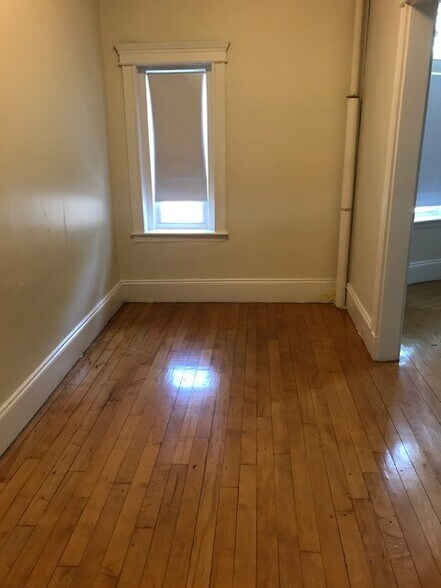 Building Photo - 1789 Beacon St