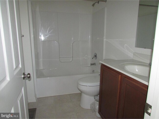 Building Photo - 92 Grand National Ln