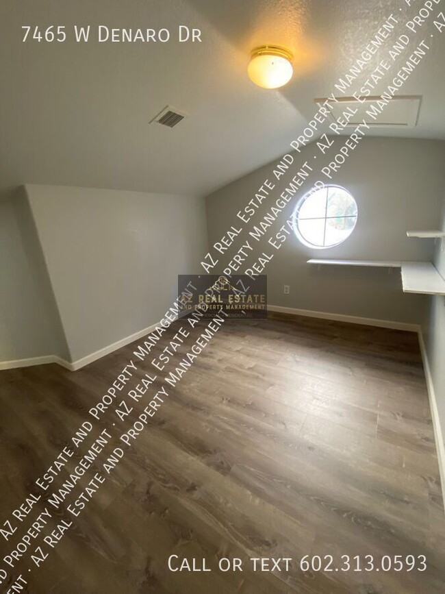 Building Photo - 7465 W Denaro Dr
