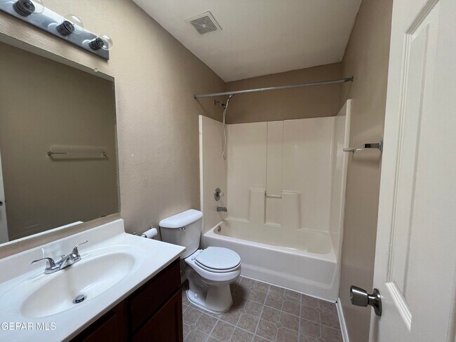 Building Photo - 12345 Tierra Plata Dr