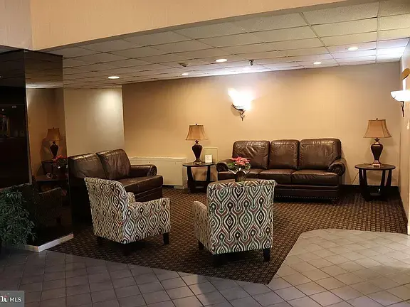 Lobby1 - 9200 Edwards Way