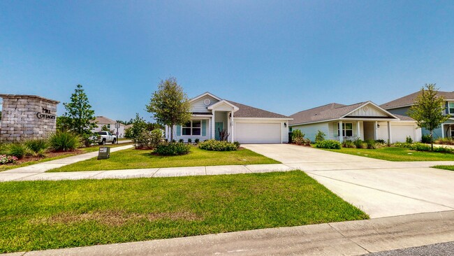 Building Photo - Coming Soon! 4 bed 2 bath home located in ...