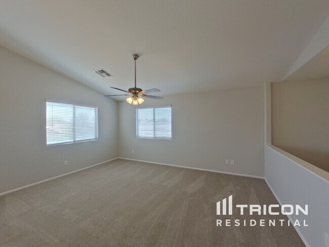 Building Photo - 40155 W Thornberry Ln