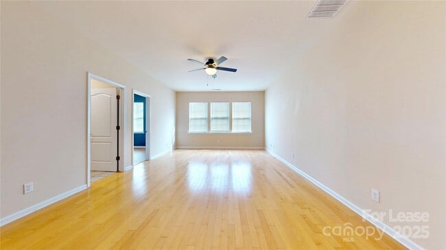 Building Photo - 8421 Cotton Press Rd