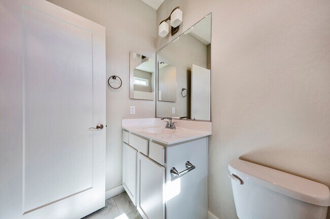 Building Photo - 2327 S Wycliff Cir