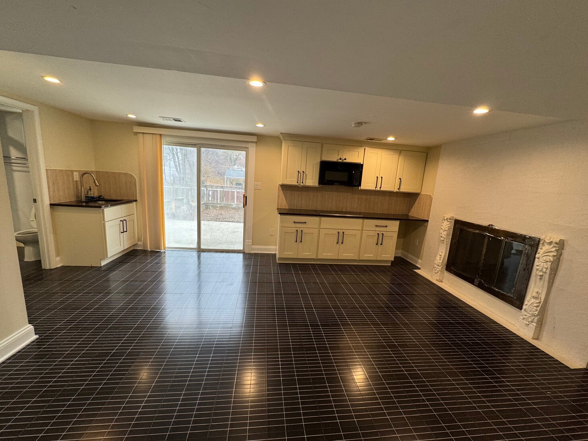 Building Photo - 7209 Needwood Rd