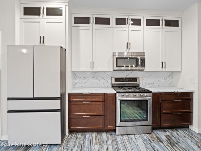 Building Photo - 1665 Ficus Point Dr