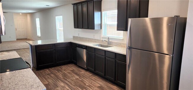 Building Photo - 18312 Speculator Ln