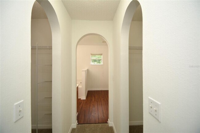 Building Photo - 36 Frenora Ln