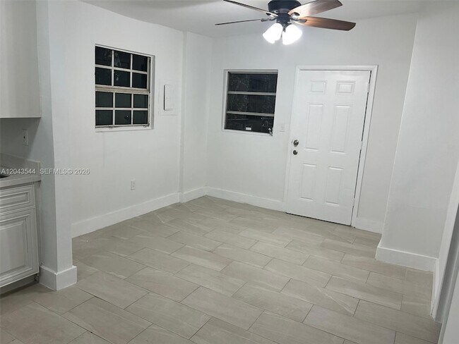 Building Photo - 261 NW 49th St