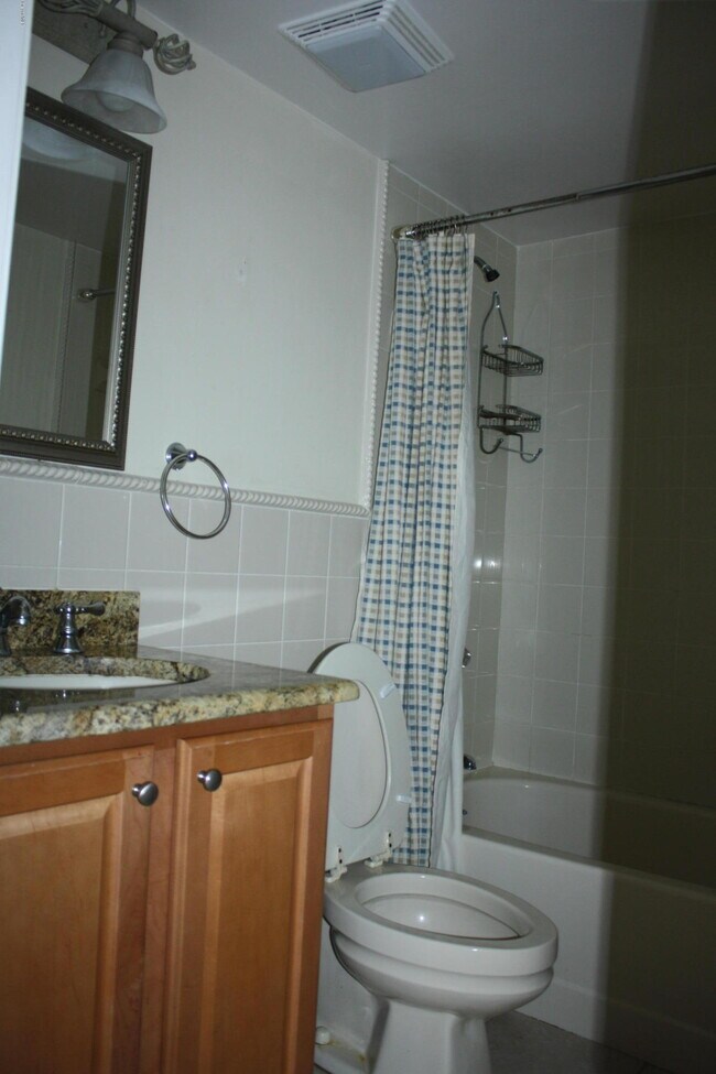 Building Photo - 325 S Banana River Blvd