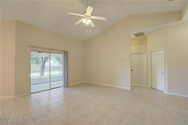 Building Photo - 8626 102nd Ct