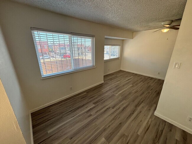 Building Photo - 6940 Hopkins Dr