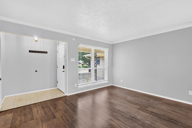 Building Photo - 11143 Joymeadow Dr
