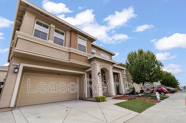 Building Photo - 2631 Clarita Dr