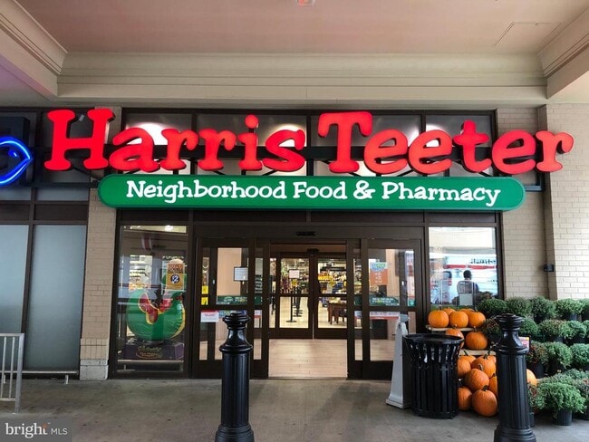 Building Photo - 2665 Prosperity Ave