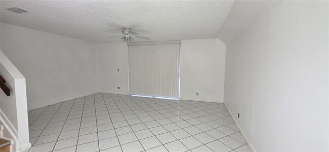 Building Photo - 1381 Sussex Dr