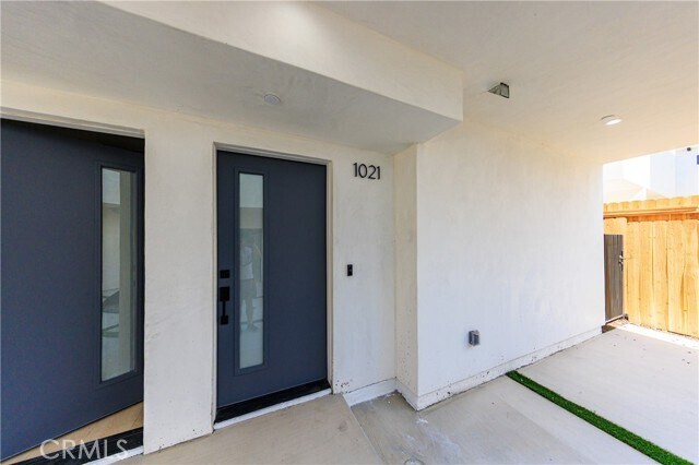 Building Photo - 1021 S Citrus Ave