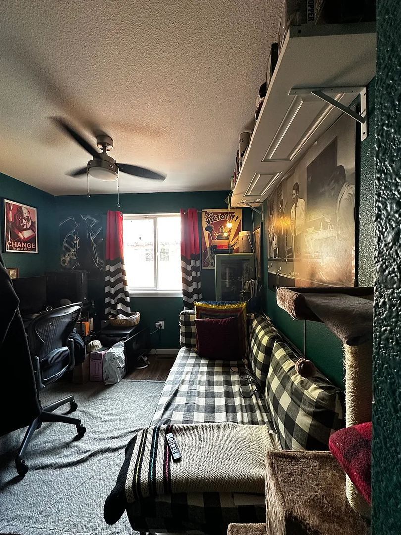 Building Photo - 1580 Tamarac St