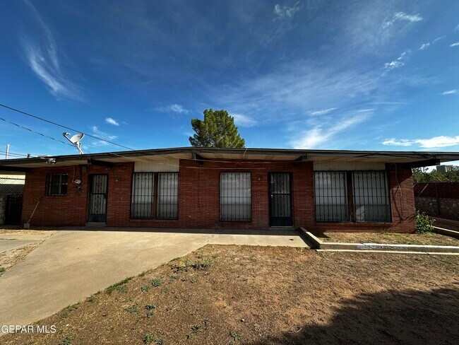 Building Photo - 5202 Cornell Ave