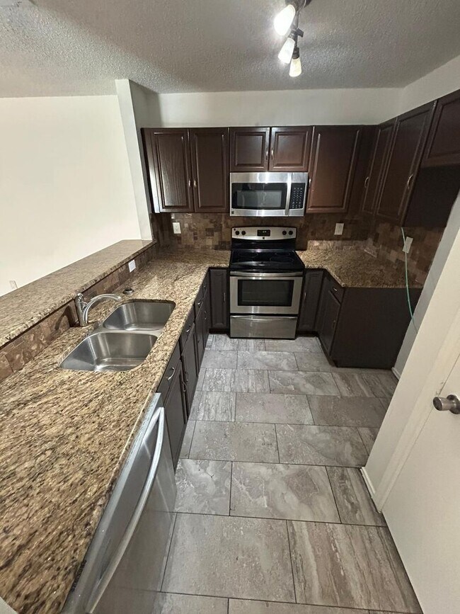 Building Photo - 3408 Poplar Springs Ln