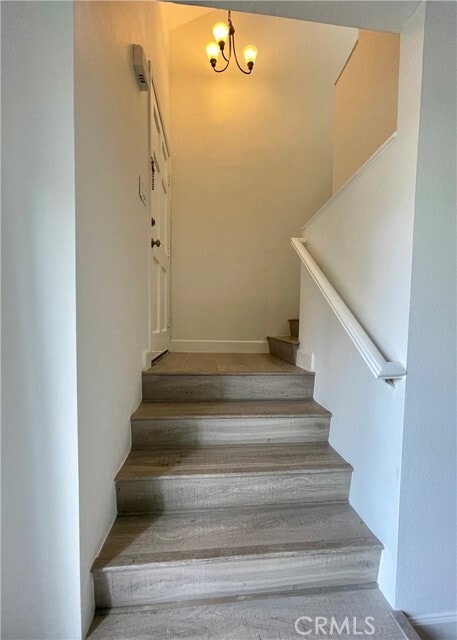 Building Photo - 883 Magnolia Ave