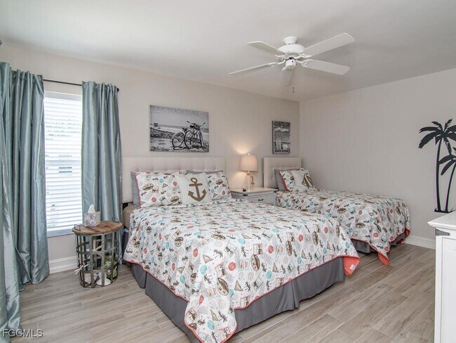 Building Photo - 945 Carrick Bend Cir