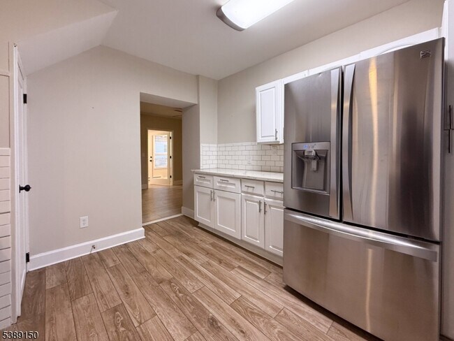 Building Photo - 36 Cortlandt Pl