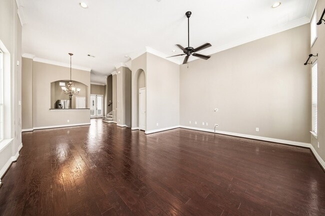 Building Photo - 5519 Kiam St