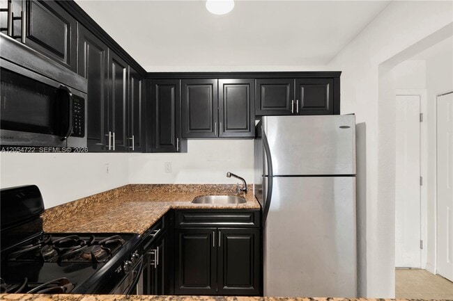 Building Photo - 14500 SW 88th Ave