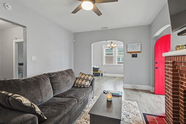 Building Photo - 2111 Atlanta Ave