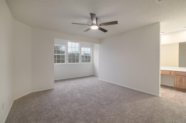 Building Photo - 13236 Kerrville Folkway