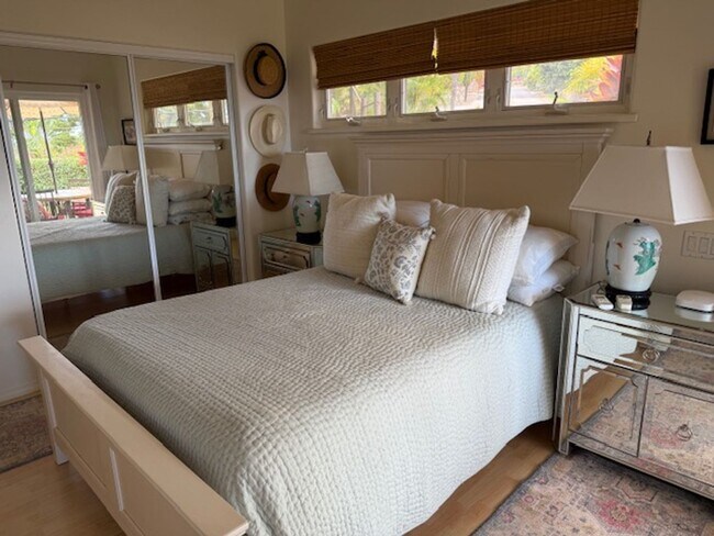 Building Photo - Maui Meadows- beautifully renovated 2-bedroom, 1-bath private cottage w/ a POOL