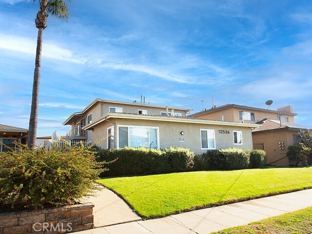 Building Photo - 12536 Oxford Ave