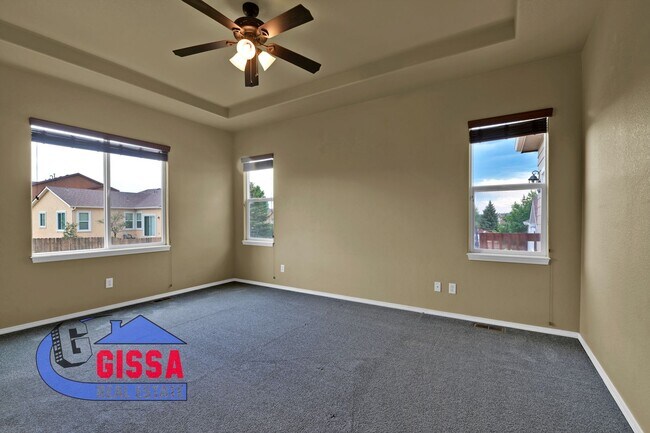 Building Photo - Beautiful ranch style home available to mo...