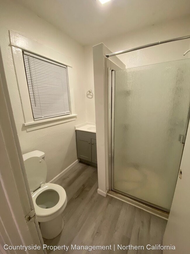 Building Photo - 2 br, 1 bath House - 3418 Stanislaus St