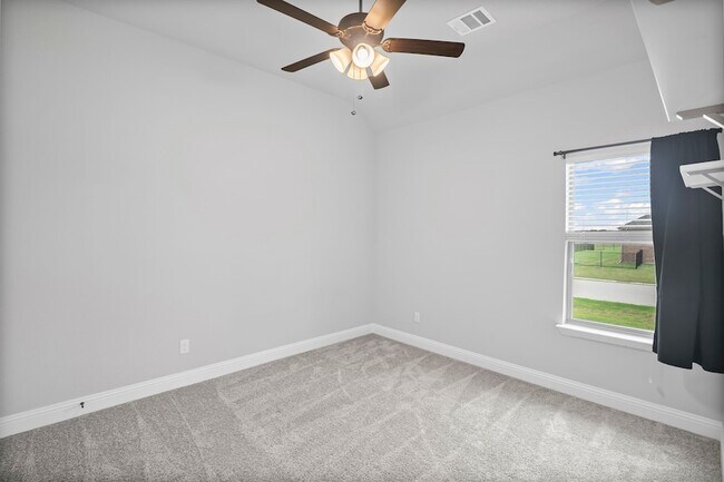 Building Photo - 8165 Honeywell Ave