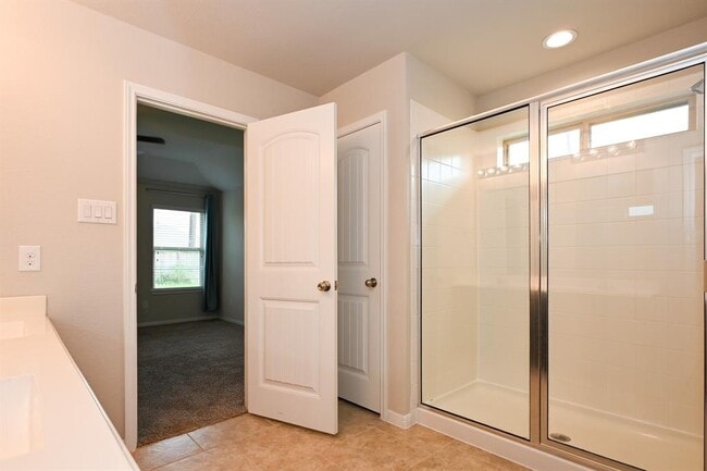 Building Photo - 29354 Dunns Creek Ct